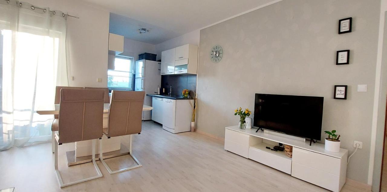 Apartman Near Fazana-500 From The Sea Esterno foto